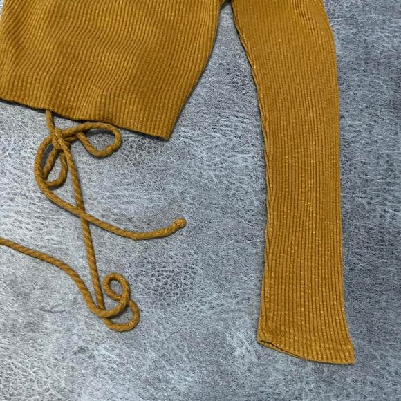 Fashion nova off the shoulder top - Picture 2 of 7